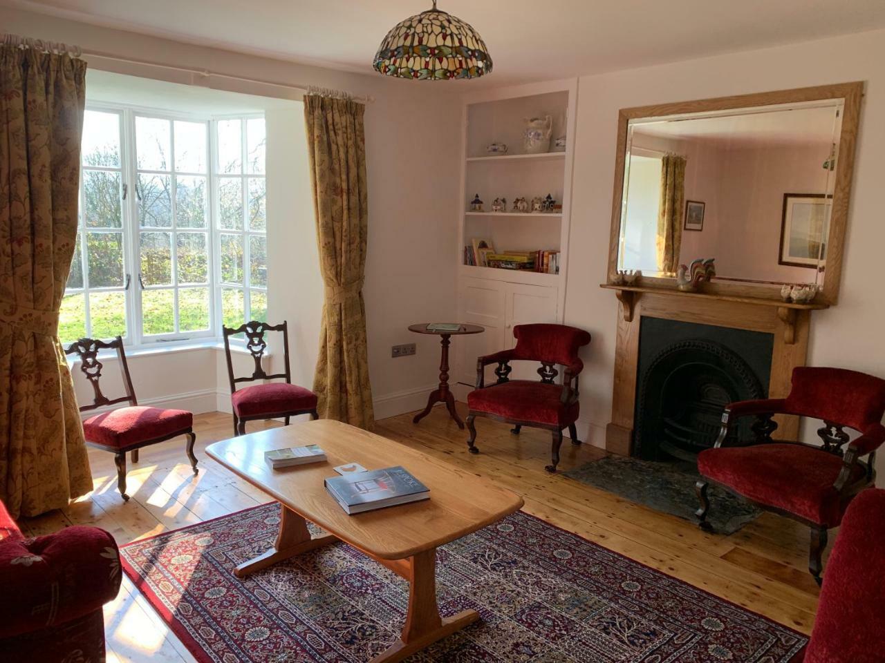 Pontyclerc Farm House Bed And Breakfast Ammanford Exterior photo