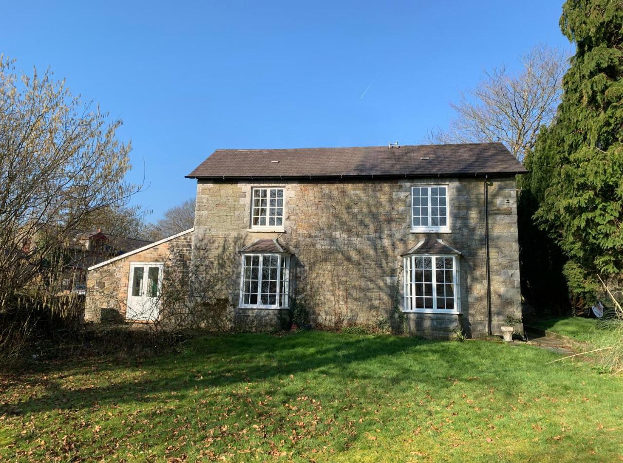 Pontyclerc Farm House Bed And Breakfast Ammanford Exterior photo